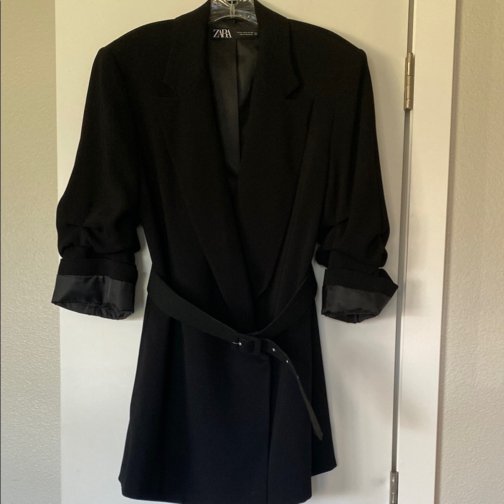 Zara Black Tailored Blazer with Belt